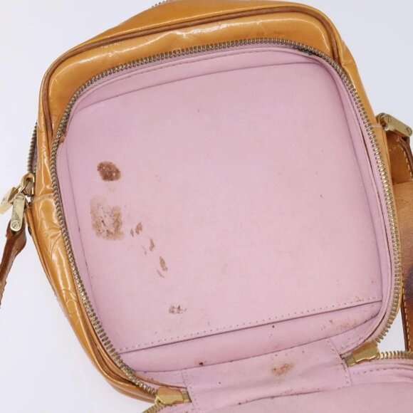 LOUIS VUITTON Monogram Vernis Wooster Bag Marshmallow Pink - Picture 13 of 16